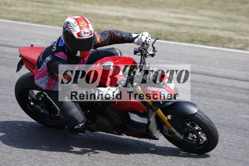 /30 23.06.2025 Get Faster Caremotion ADR/Rider Academy gruen/13